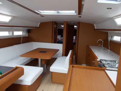 Salon of Bianca Lady Gio, a Jeanneau Sun Odyssey 519 sailboat at Castellammare di Stabia, Italy