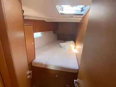 Cabin on Bianca Lady Gio, a Jeanneau Sun Odyssey 519 sailboat at Castellammare di Stabia, Italy