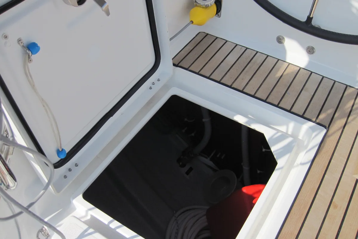 Stella, a Beneteau Oceanis 41.1 sailboat at Capo d'Orlando, Italy