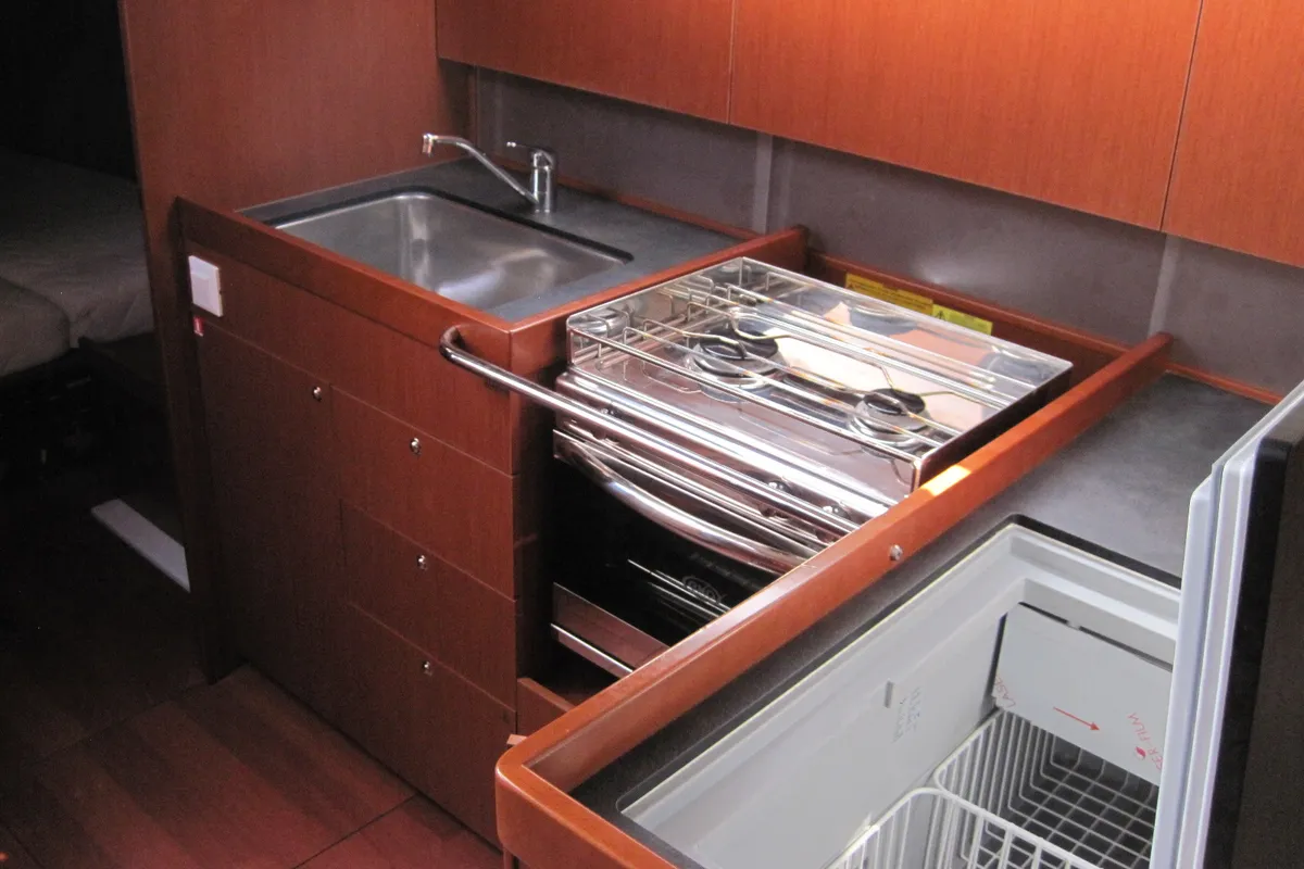 Galley of Stella, a Beneteau Oceanis 41.1 sailboat at Capo d'Orlando, Italy