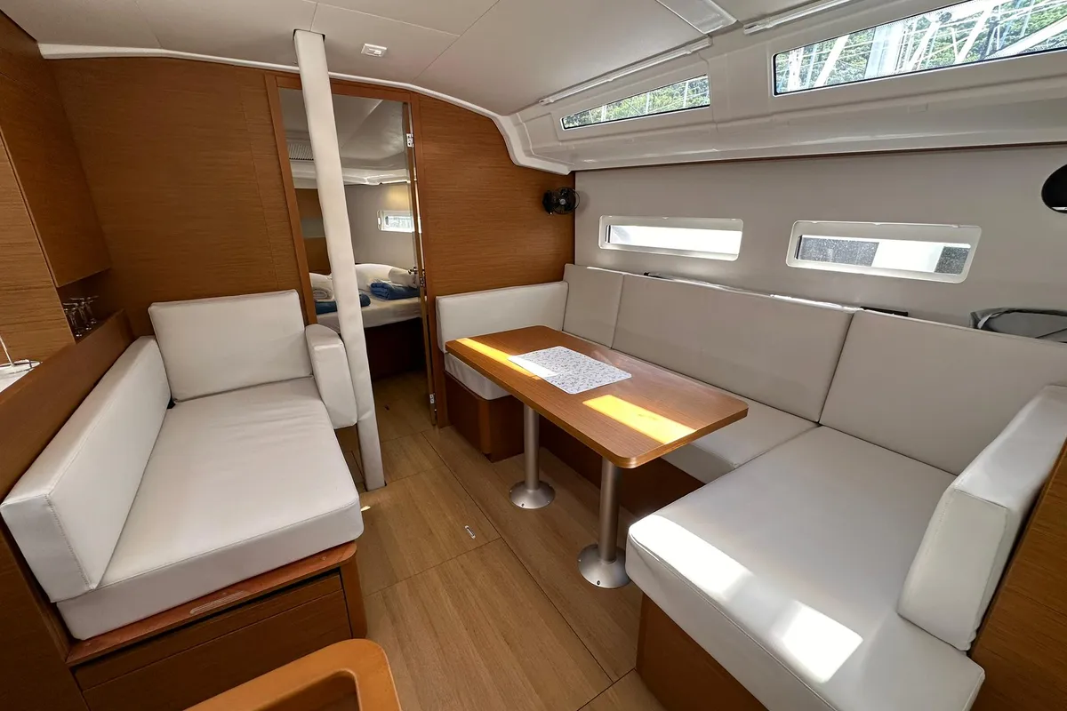 Salon of Bobo, a Jeanneau Sun Odyssey 410 sailboat at Dubrovnik, Croatia