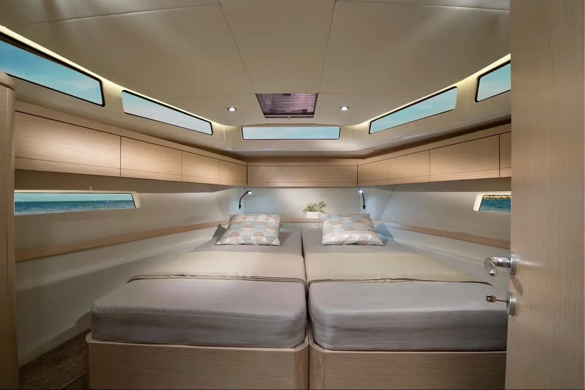Cabin on VIVALDI, a Greenline 39 motorboat at Izola / Isola, Slovenia