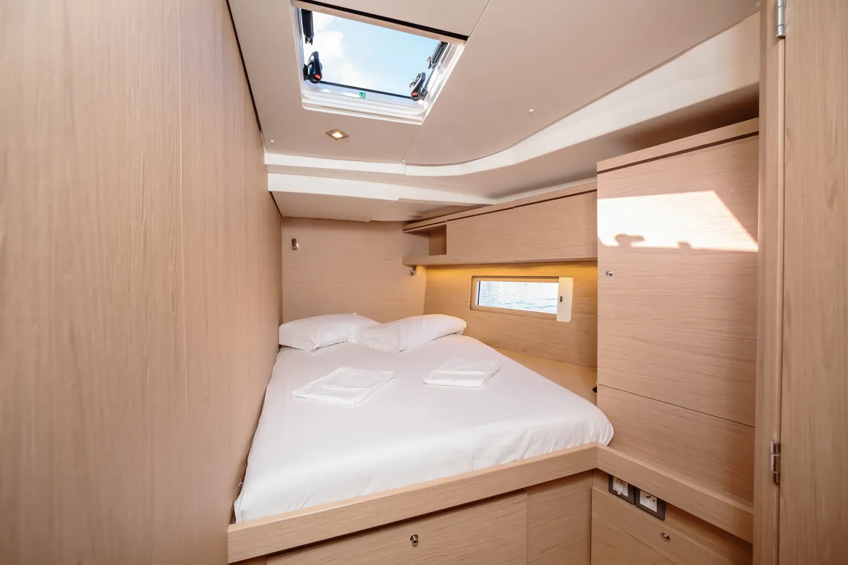 Cabin on Beneteau Oceanis 51.1, a sailboat at Tonnarella, Italy