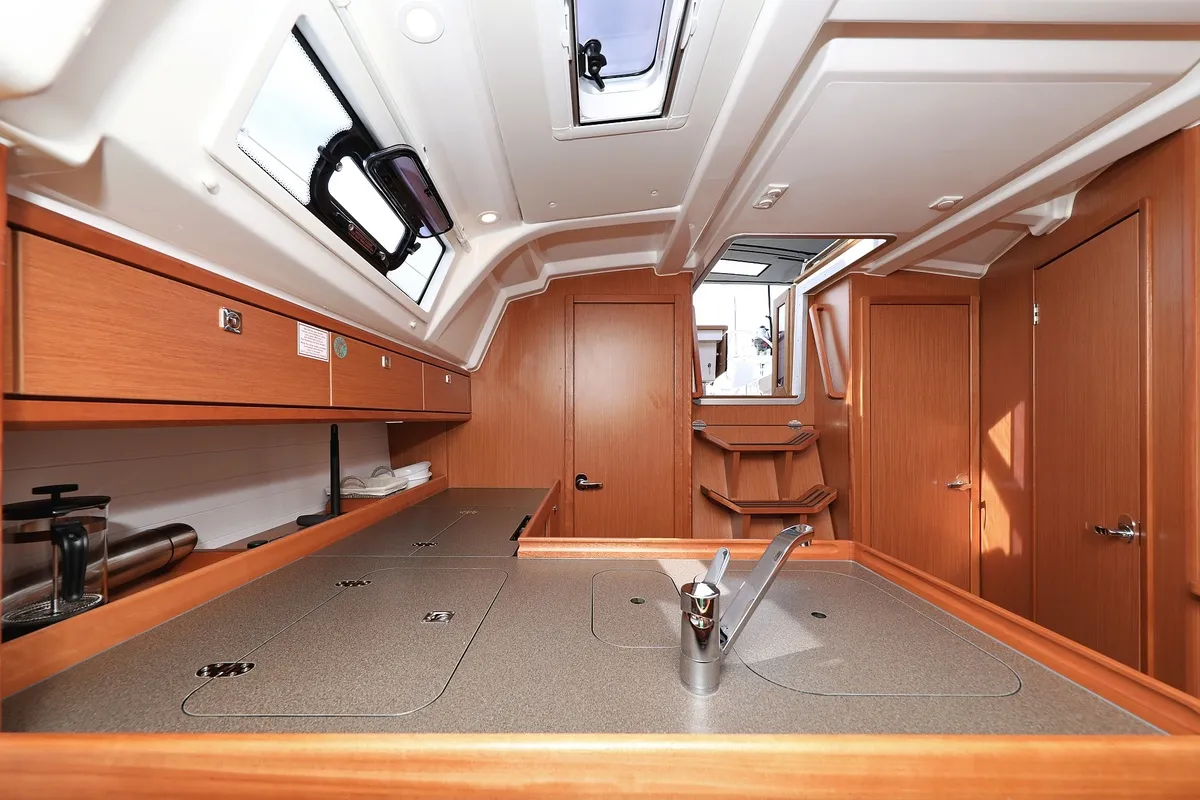 Galley of aMore, a Bavaria Cruiser 37 sailboat at Pirovac, Croatia