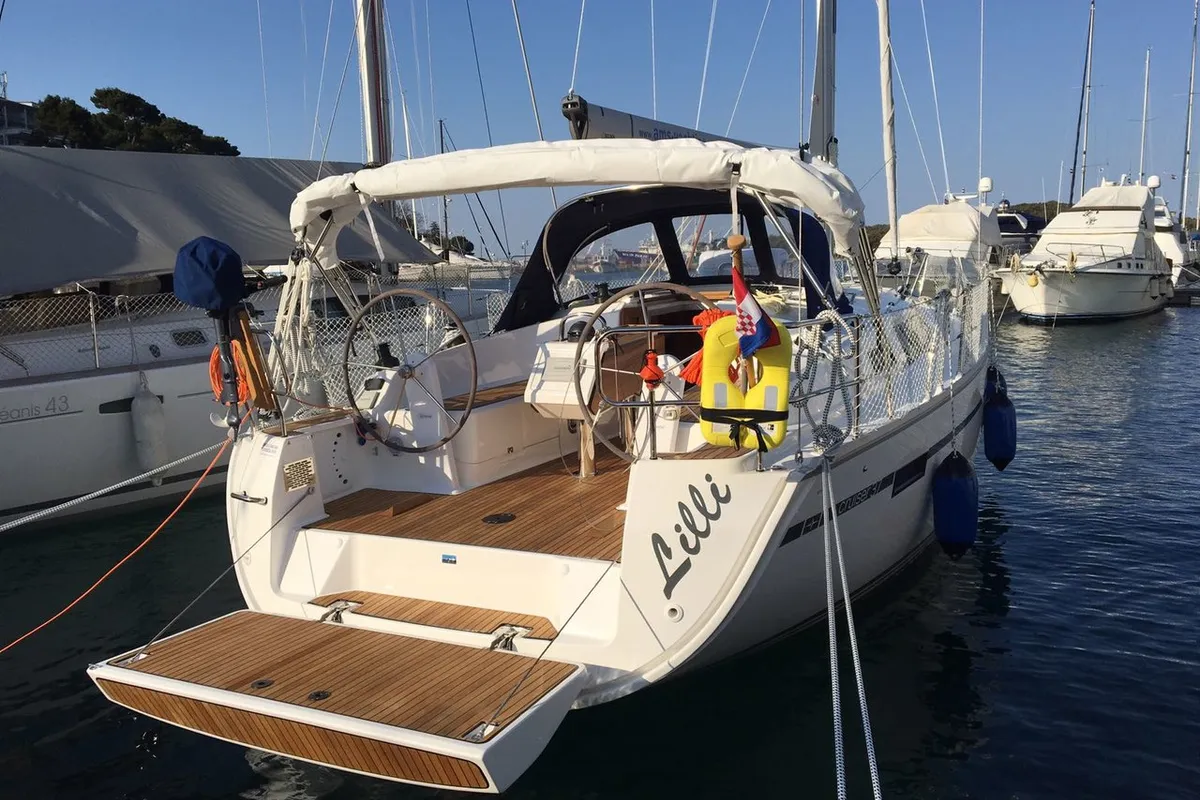 Lilli, a Bavaria Cruiser 37 sailboat at Općina Vrsar, Croatia