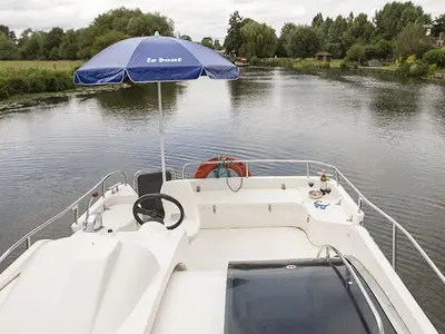 Cockpit of Cygnet Consul, a motorboat at Frankfort, United States