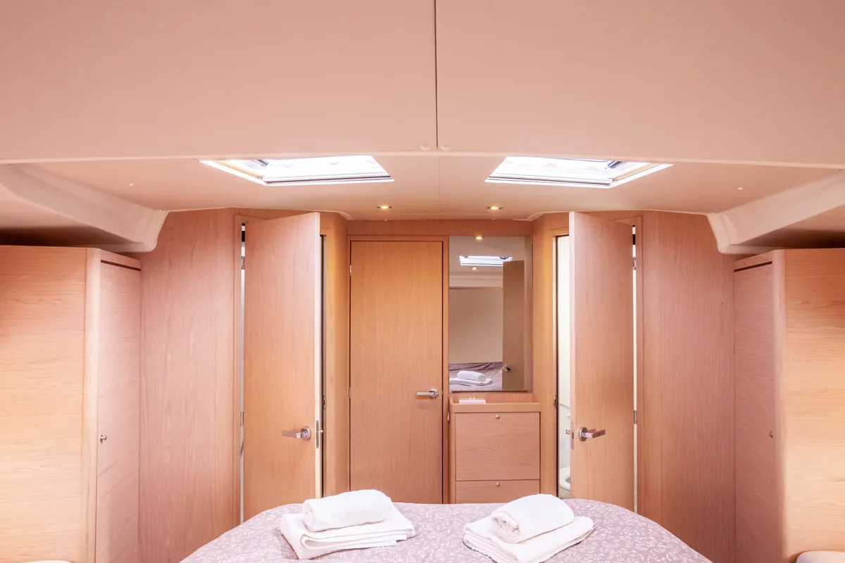 Psari, a Beneteau Oceanis 51.1 sailboat at Athens, Greece