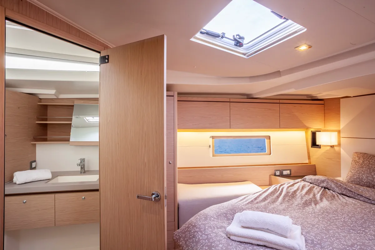 Psari, a Beneteau Oceanis 51.1 sailboat at Athens, Greece