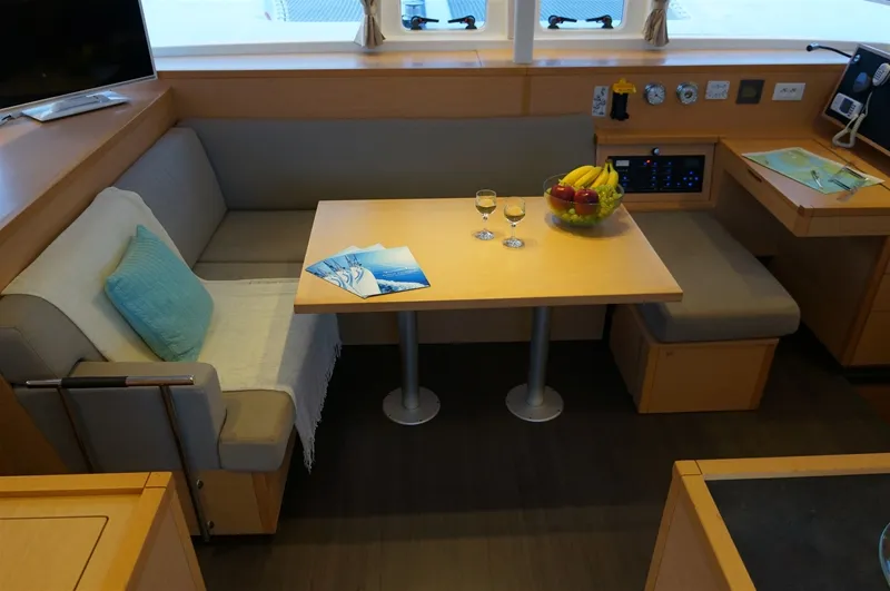 Salon of Myrto, a Lagoon 400 S2 catamaran at Kontokali, Greece