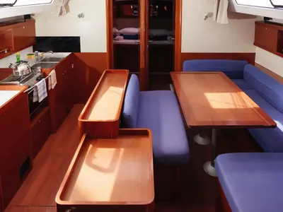 Salon of Mississippi, a Beneteau Oceanis 50 Family sailboat at Rogač, Croatia