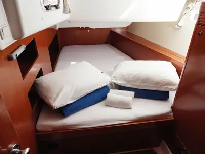Cabin on Mississippi, a Beneteau Oceanis 50 Family sailboat at Rogač, Croatia