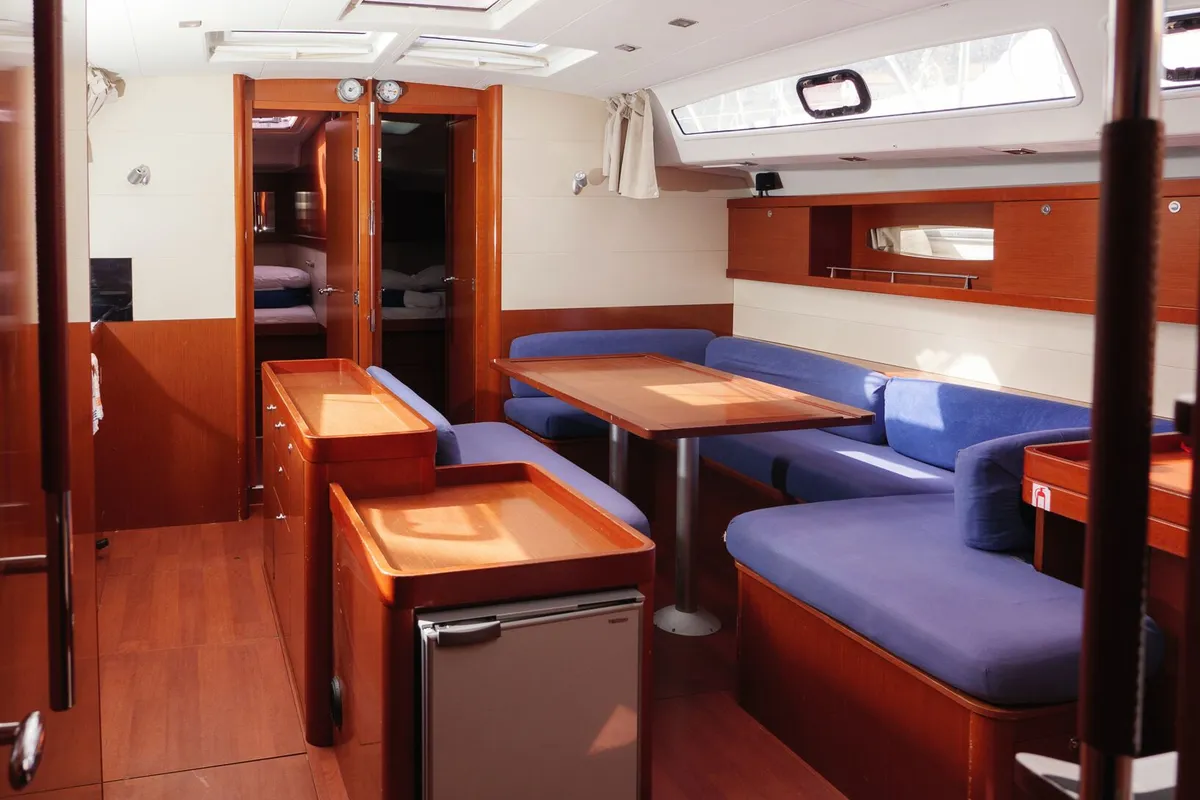 Salon of Mississippi, a Beneteau Oceanis 50 Family sailboat at Rogač, Croatia