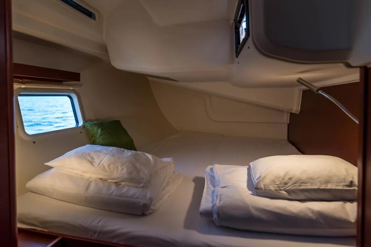 Cabin on Elba, a Hanse 418 sailboat at Medulin, Croatia