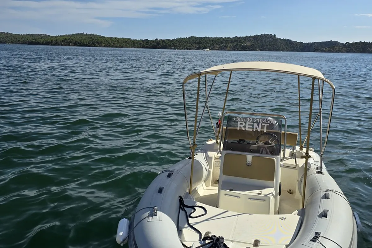Marlin, a Marlin 540 RIB at Grad Šibenik, Croatia