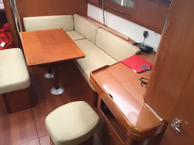 Salon of Meissa, a Beneteau Oceanis 46 sailboat at Rosignano Solvay, Italy