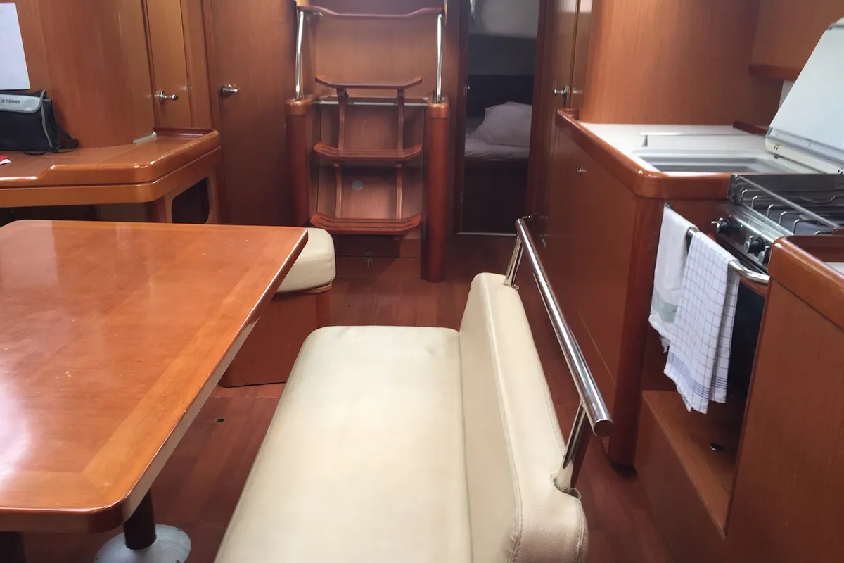 Salon of Meissa, a Beneteau Oceanis 46 sailboat at Rosignano Solvay, Italy