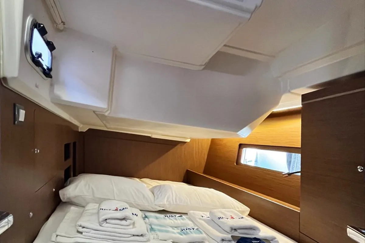 Cabin on Just Dream, a Beneteau Oceanis 46.1 sailboat at Fethiye, Turkey