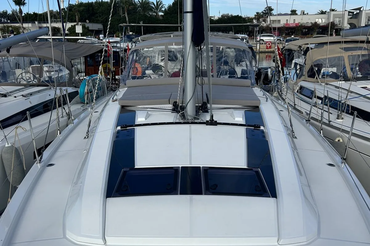 Deck of Just Dream, a Beneteau Oceanis 46.1 sailboat at Fethiye, Turkey
