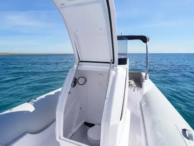 Head on Italboats Predator 700, a motorboat at Pula, Croatia