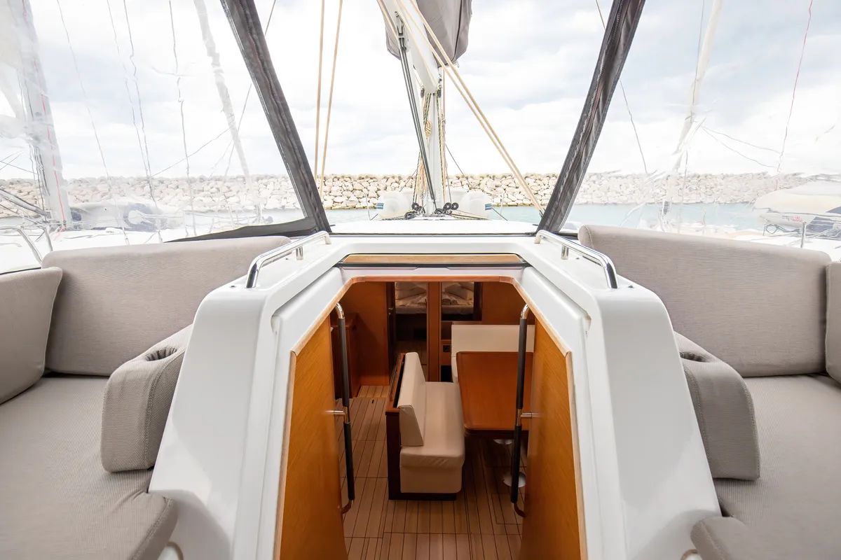 Talassa, a Jeanneau 54 sailboat at Salerno, Italy