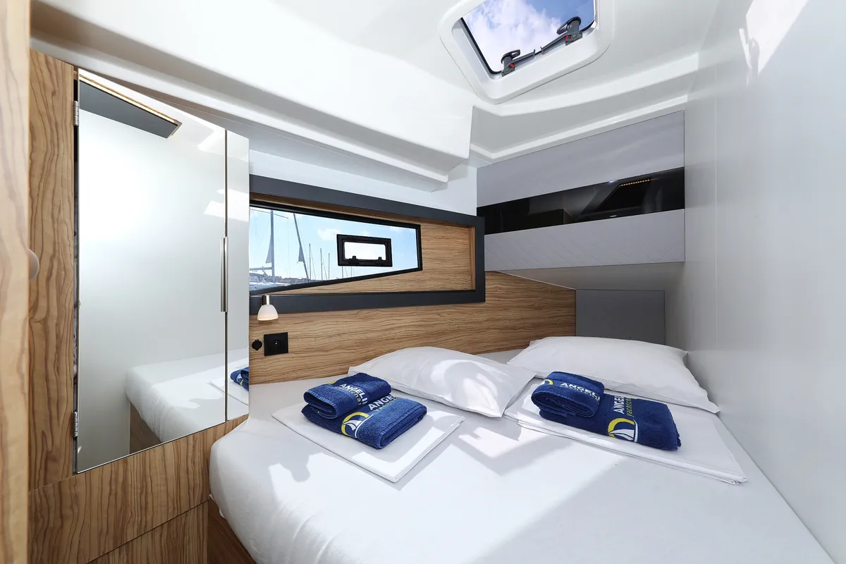 Cabin on Iggy, a Cobra Yachts Seamaster 45 motor yacht at Primošten, Croatia