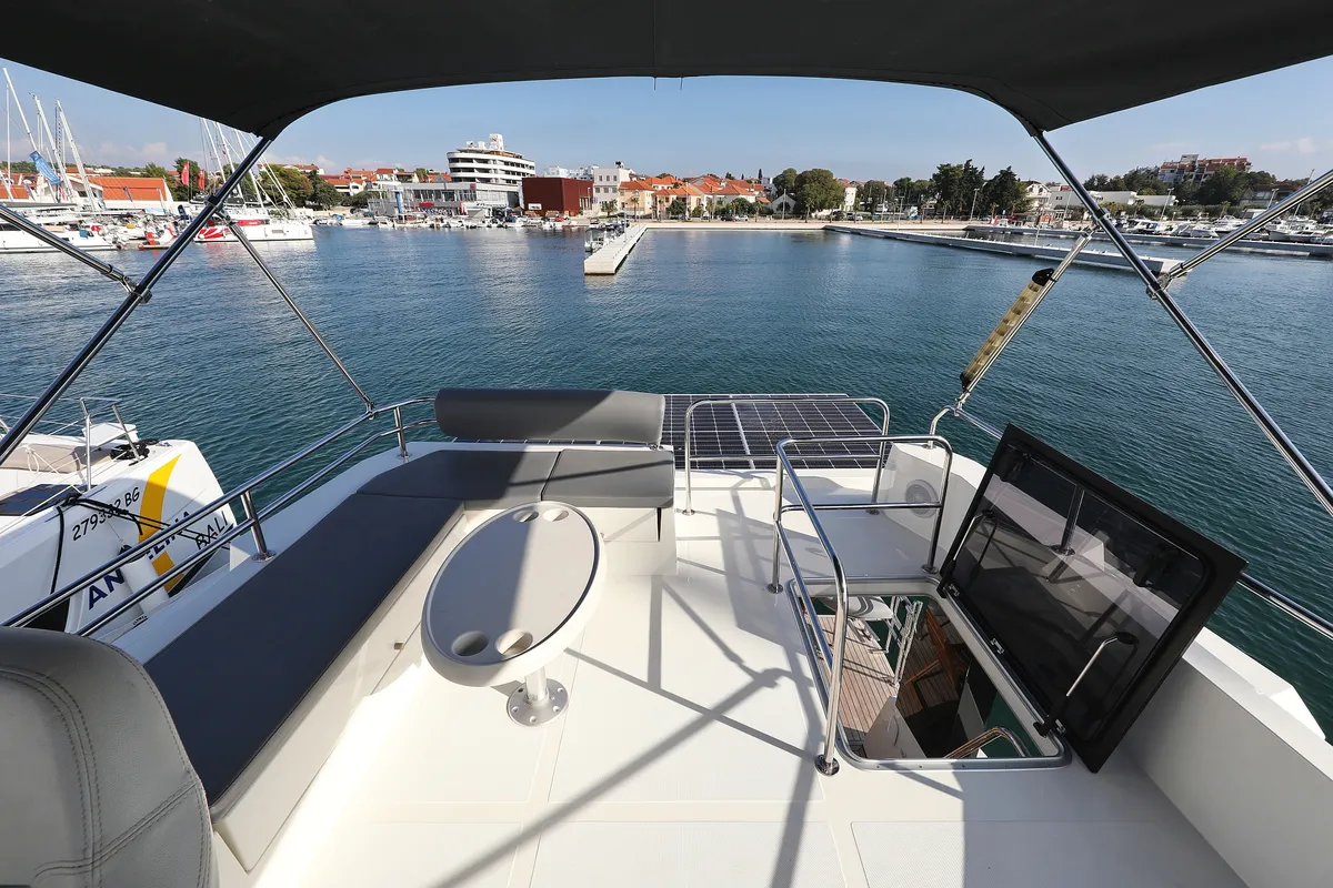 Deck of Iggy, a Cobra Yachts Seamaster 45 motor yacht at Primošten, Croatia