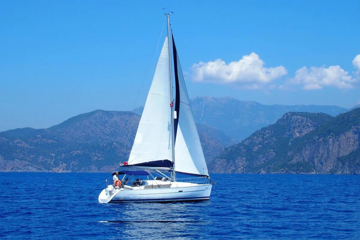 Exterior view of Zippy, a Beneteau Oceanis 323 sailboat at Fethiye, Turkey