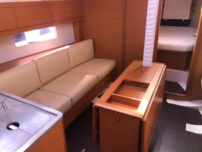 Salon of Iulo, a Dufour 37 sailboat at Palermo, Italy