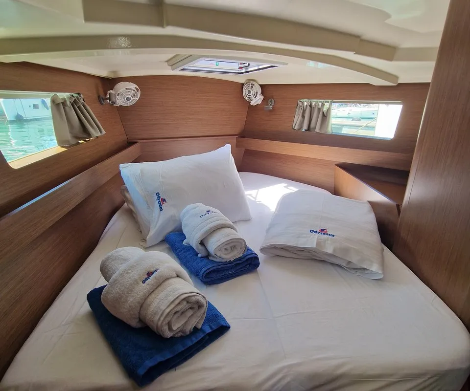 Hera, a Beneteau Oceanis 41.1 sailboat at Municipal Unit of Palairos, Greece