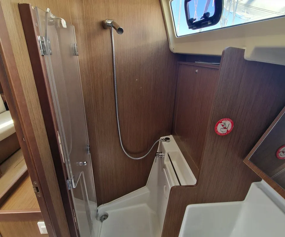 Hera, a Beneteau Oceanis 41.1 sailboat at Municipal Unit of Palairos, Greece