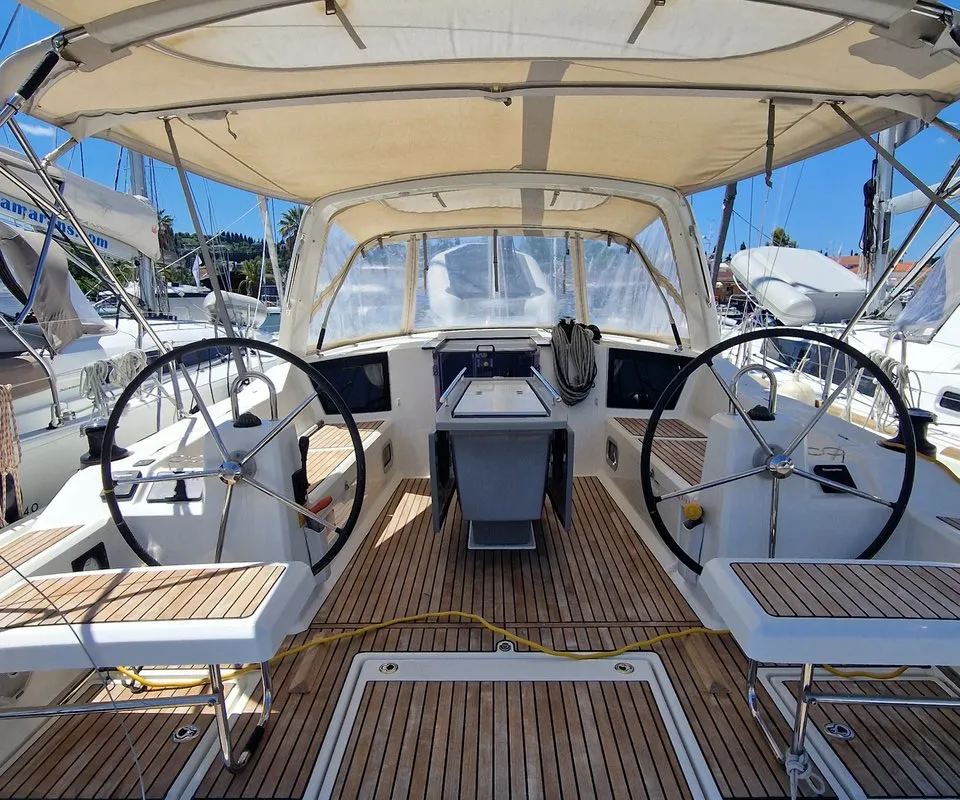 Hera, a Beneteau Oceanis 41.1 sailboat at Municipal Unit of Palairos, Greece