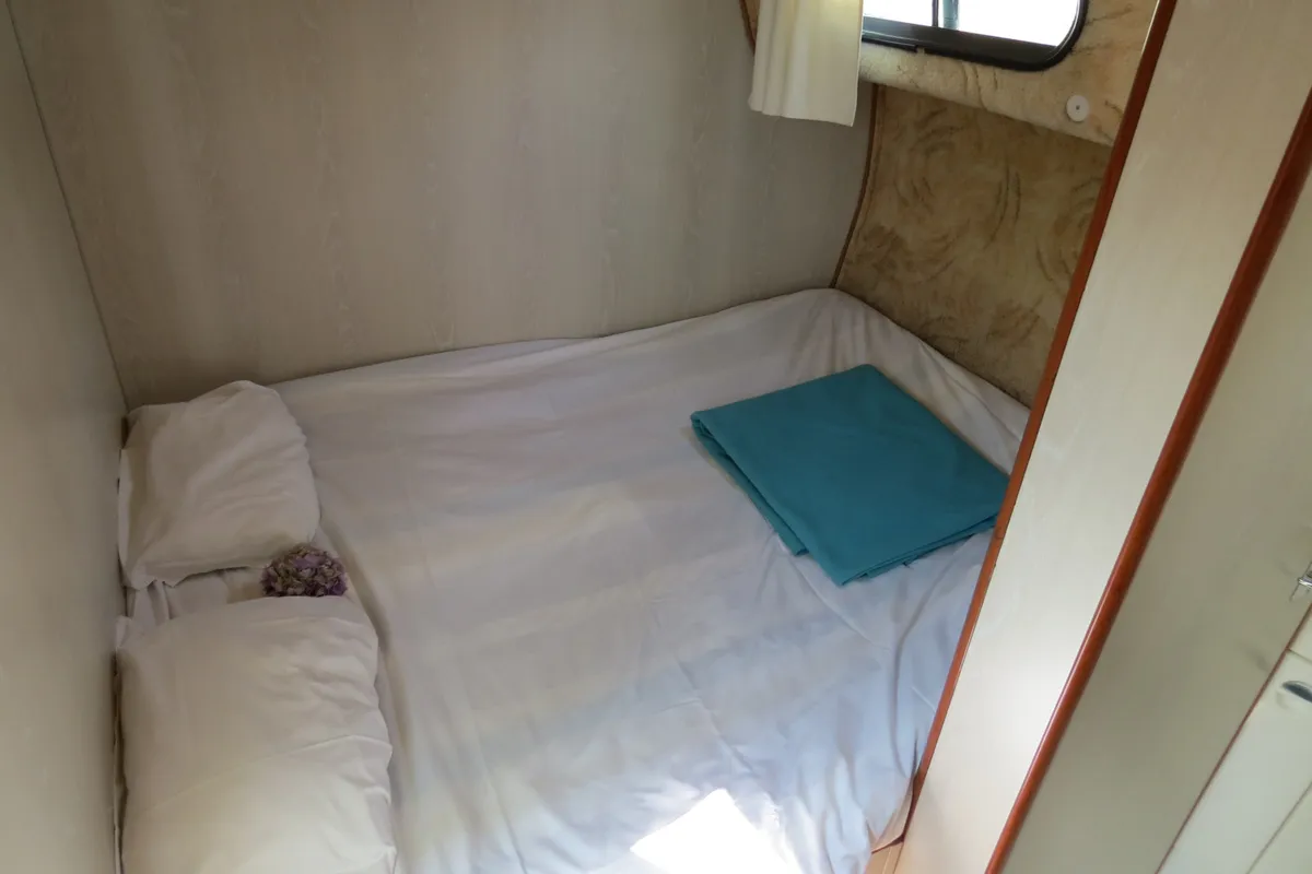 Cabin on Mandoline, a Nicols Sedan 1010 motorboat at Sablé-sur-Sarthe, France