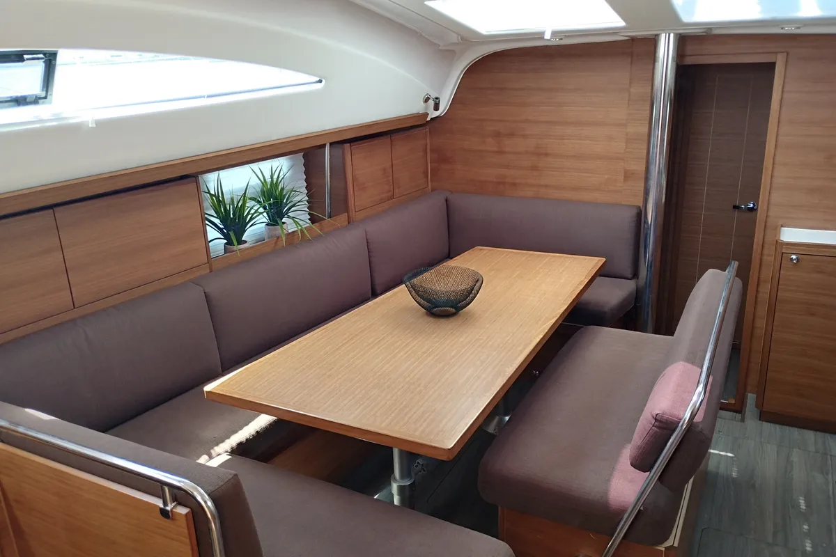 Salon of Seacret, a Beneteau Oceanis 43 sailboat at Athens, Greece