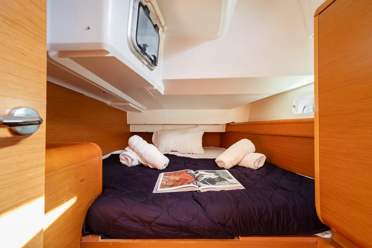 Cabin on Fregata, a Jeanneau Sun Odyssey 439 sailboat at Lavreotiki Municipal Unit, Greece