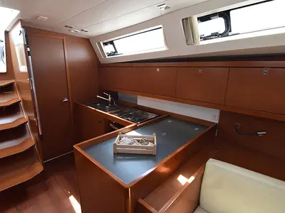 Galley of Bolero, a Beneteau Oceanis 41 sailboat at Athens, Greece