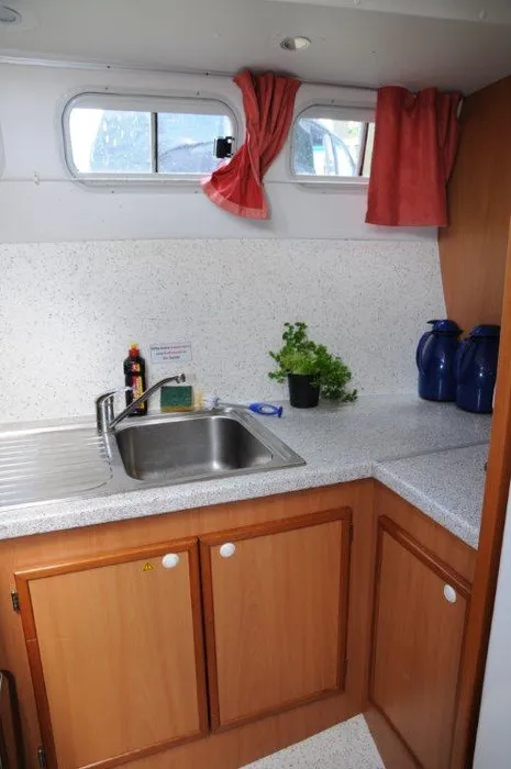 Galley of Schumann, a Gulet Tarpon 42 N motorboat at Lübz, Germany