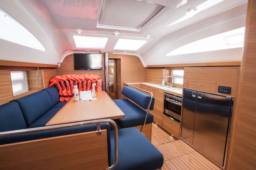 Salon of Linea Uno, a Elan Impression 45.1 sailboat at Zadar, Croatia
