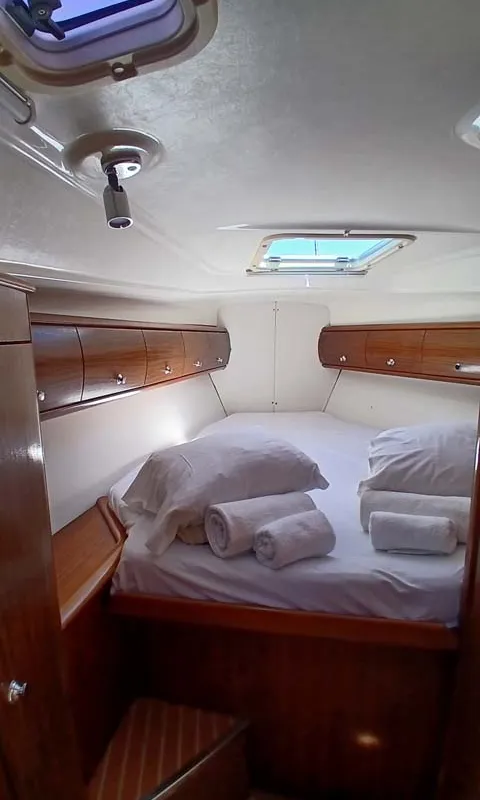 Cabin on Dorothea, a Bavaria 41 sailboat at Kontokali, Greece