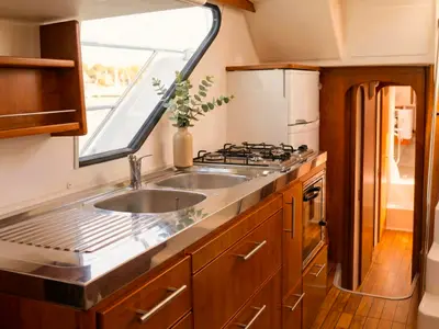 Cruiser Comfort XL 8/10 Pers., a Nicols Confort 1350 motorboat at Grez-Neuville, France
