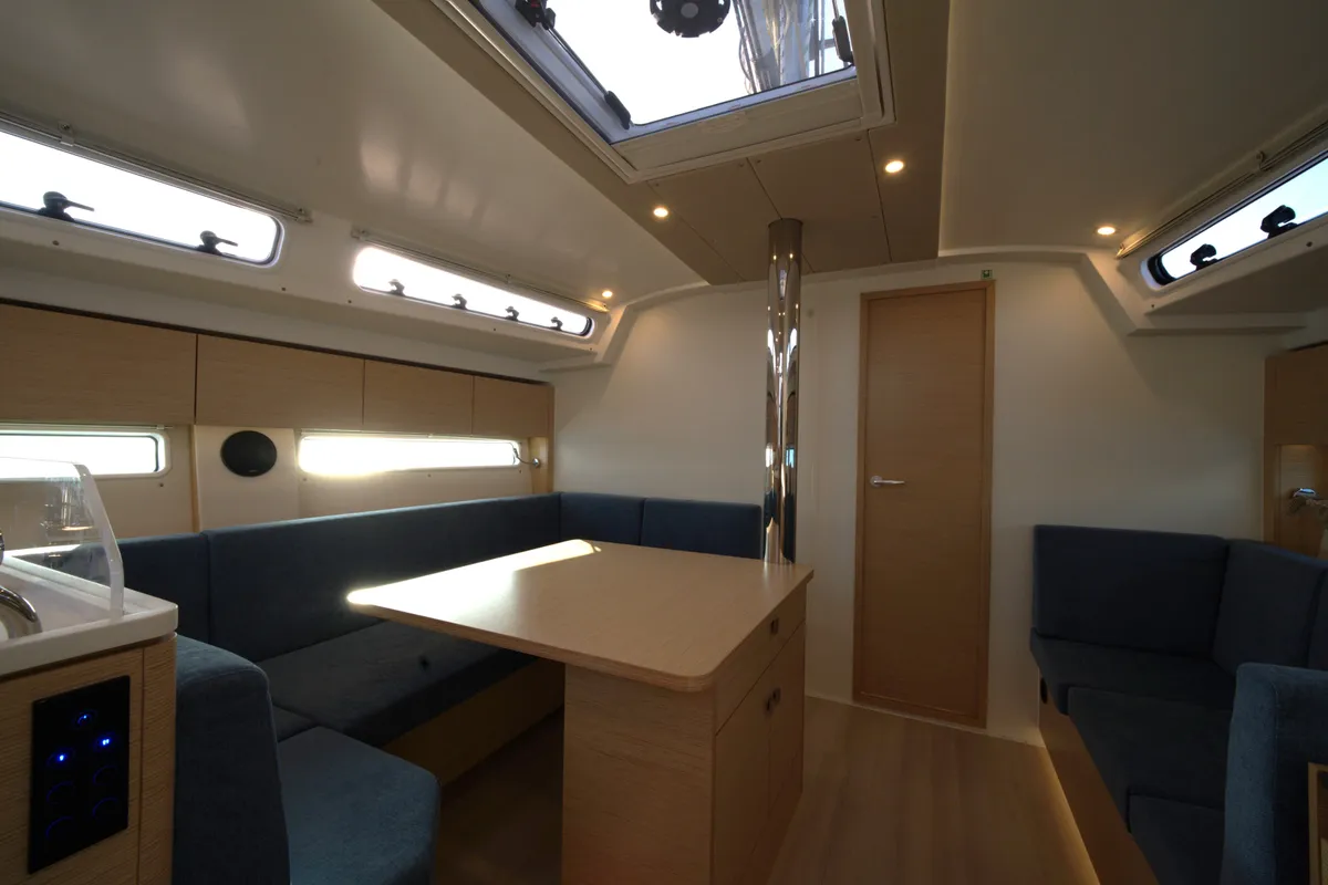 Salon of El Diablo, a Hanse 410 sailboat at Rosignano Solvay, Italy