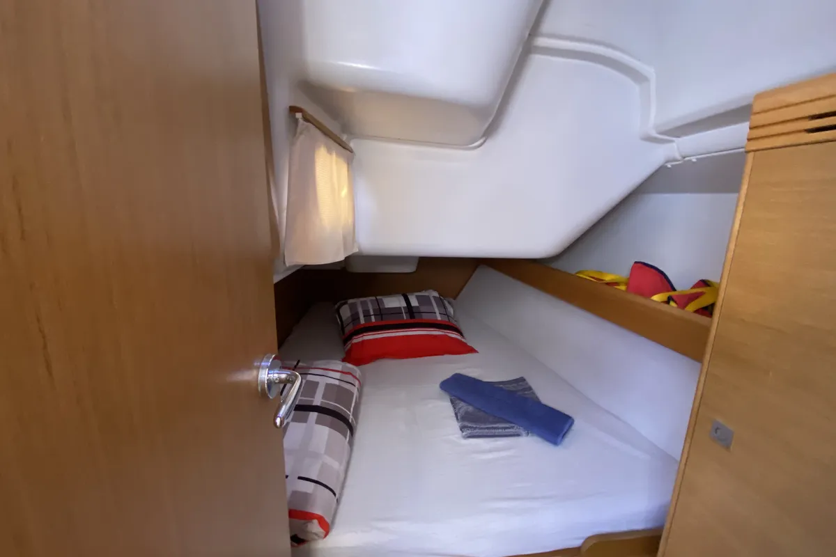 Cabin on Scooby-Doo, a Jeanneau Sun Odyssey 36i sailboat at Fethiye, Turkey
