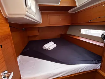 Cabin on Dori, a Dufour 470 sailboat at Tonnarella, Italy