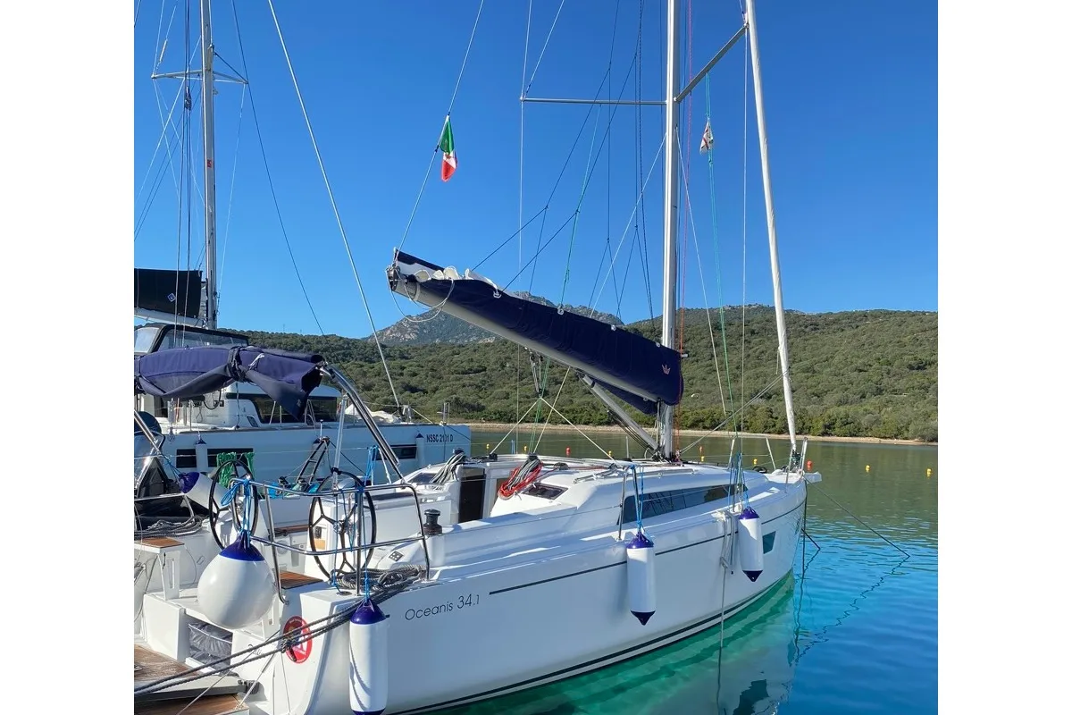 Exterior view of Angelica, a Beneteau Oceanis 34.1 sailboat at Olbia, Italy