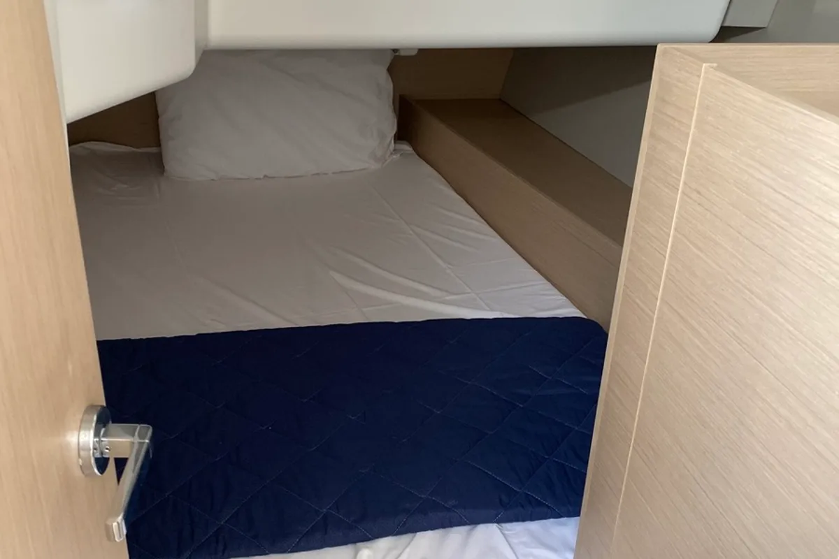Cabin on Angelica, a Beneteau Oceanis 34.1 sailboat at Olbia, Italy