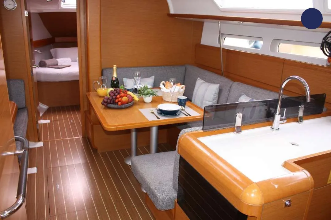 Salon of Sora, a Jeanneau Sun Odyssey 409 sailboat at Dénia, Spain