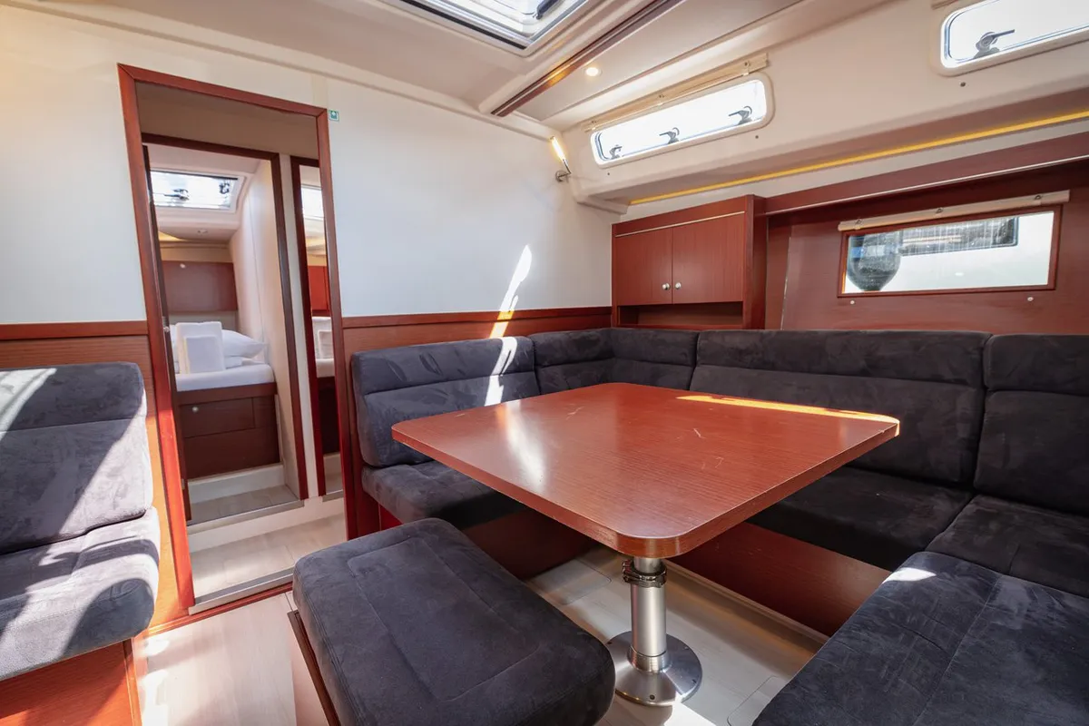 Salon of Diamond, a Hanse 455 sailboat at Seget Donji, Croatia
