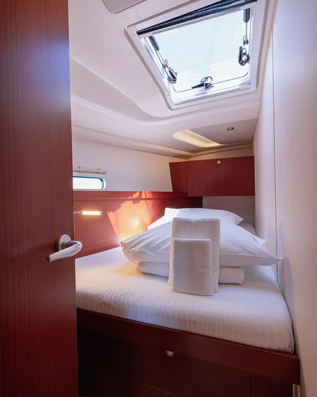 Cabin on Diamond, a Hanse 455 sailboat at Seget Donji, Croatia