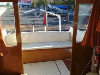 Salon of Inyol, a Gulet Excellent 900 motorboat at Woudsend, Netherlands