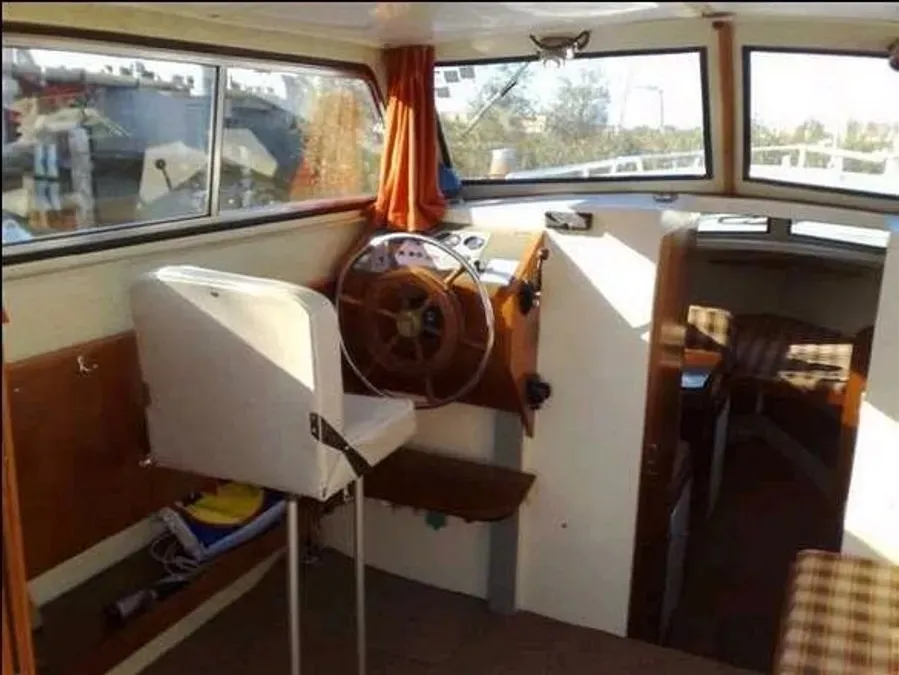 Cockpit of Inyol, a Gulet Excellent 900 motorboat at Woudsend, Netherlands