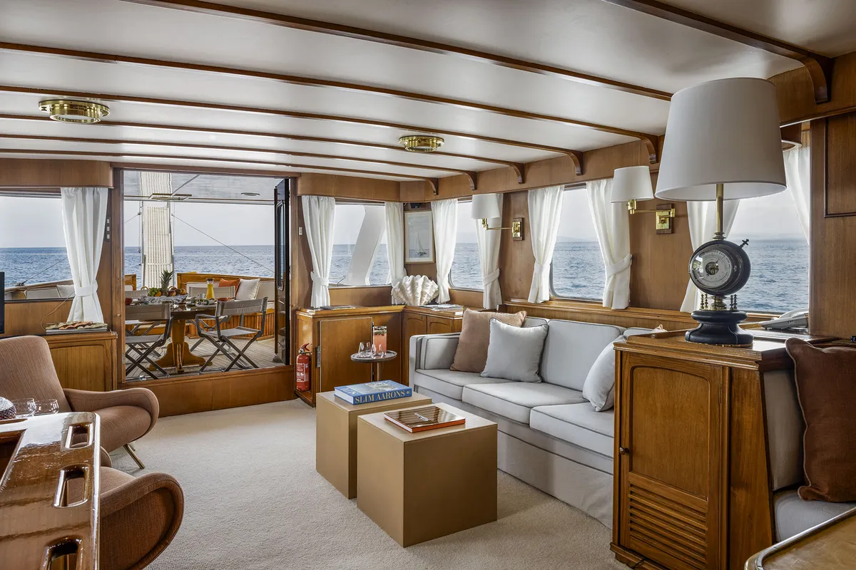 Salon of Five Angels - Motor yacht, a Gulet Motoryacht motor yacht at Castellammare di Stabia, Italy